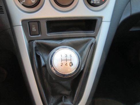 Used 2009 Pontiac Vibe image 35