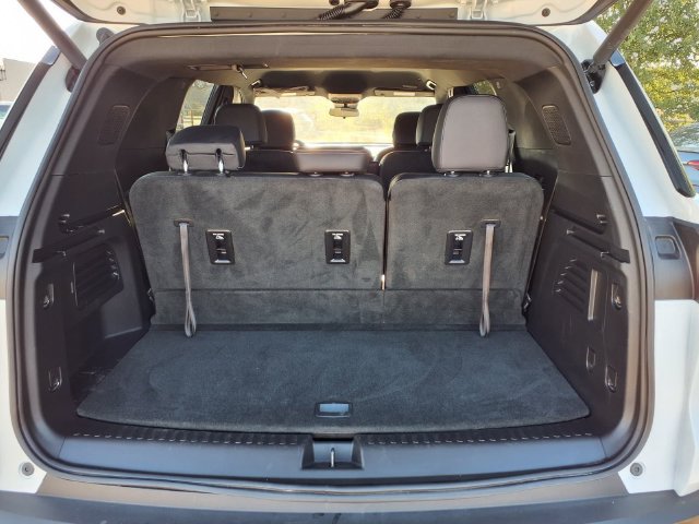 Used 2026 Chevrolet Traverse LT FWD image 13