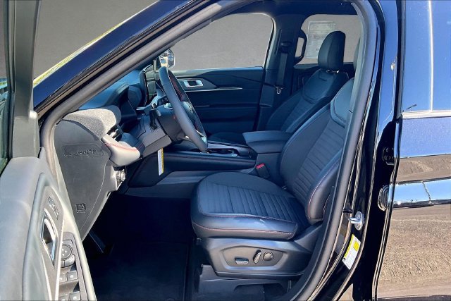 New 2027 Ford Explorer ST-Line w/ Premium Package AWD/4WD image 8