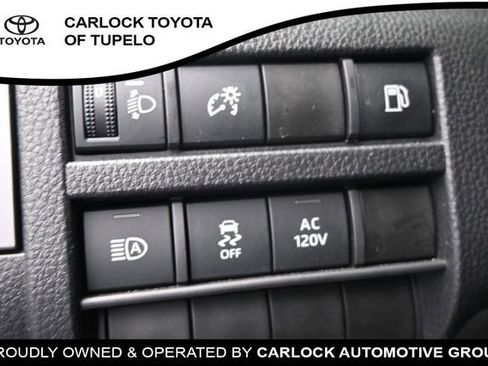 Used 2025 Toyota Tacoma TRD Sport AWD/4WD image 20