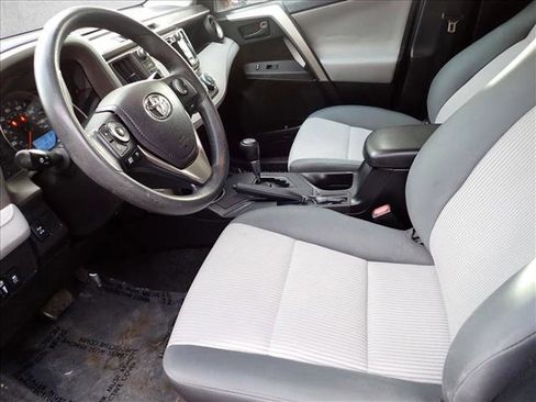 Used 2015 Toyota RAV4 LE image 10