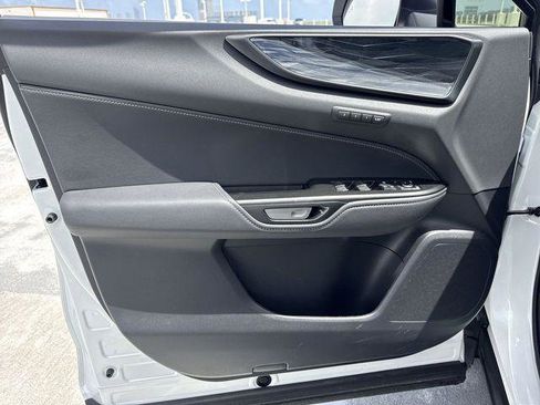 Certified 2025 Lexus NX 250 FWD w/ Accessory Package (Z2) image 13