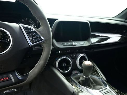 Used 2022 Chevrolet Camaro SS image 33