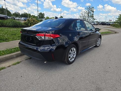 Used 2024 Toyota Corolla LE FWD image 3