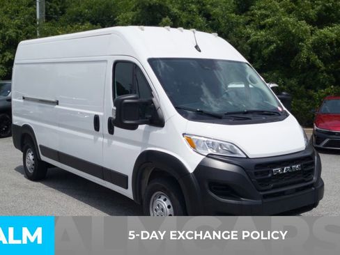 Used 2023 RAM ProMaster 2500 FWD image 3