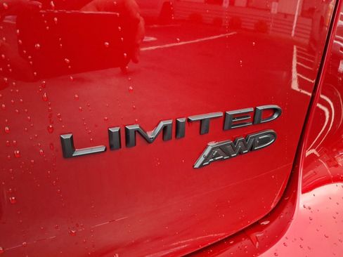 New 2026 Chrysler Pacifica Limited w/ S Appearance Package image 32