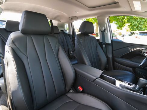 Certified 2025 Acura ADX AWD image 21