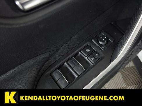 Used 2024 Toyota RAV4 XLE AWD/4WD image 22