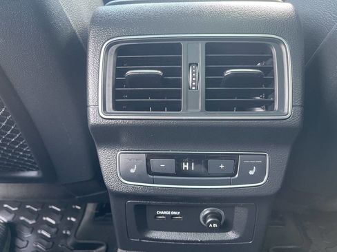 Used 2019 Audi Q5 2.0T Premium Plus w/ Premium Plus Package image 27