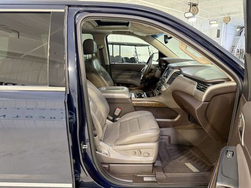 Used 2018 GMC Yukon XL Denali w/ Denali Ultimate Package image 30