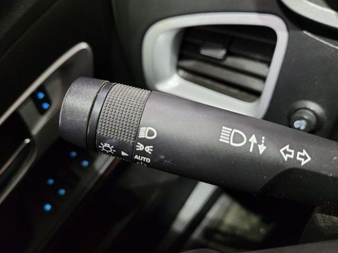 Used 2015 Chevrolet Equinox LT image 39