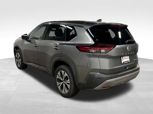 Used 2021 Nissan Rogue SV AWD/4WD image 6