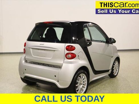 Used 2014 smart fortwo passion RWD image 7