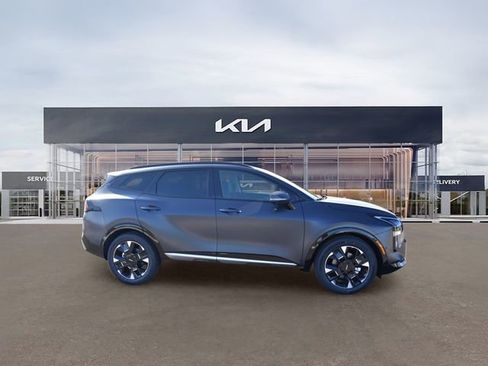 New 2026 Kia Sportage SX FWD image 2