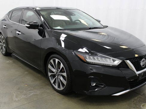 Used 2020 Nissan Maxima Platinum image 3