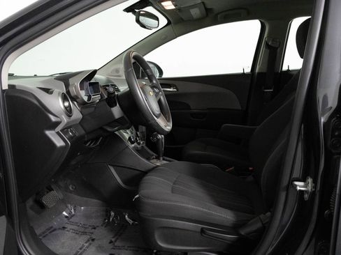 Used 2014 Chevrolet Sonic LT image 19