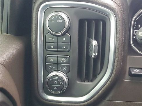 Used 2021 GMC Sierra 2500 Denali w/ Denali Ultimate Package image 19