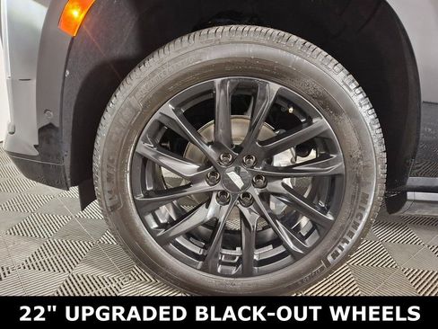 Used 2023 Cadillac Escalade ESV Sport w/ LPO, ONYX Package image 34