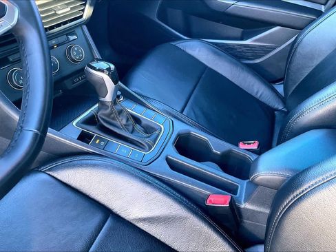 Used 2023 Volkswagen Jetta Sport image 14