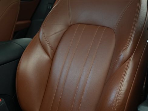 Used 2022 Maserati Levante Modena AWD/4WD image 7