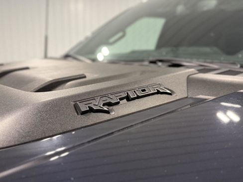 Certified 2022 Ford F150 Raptor w/ Equipment Group 801A High image 44