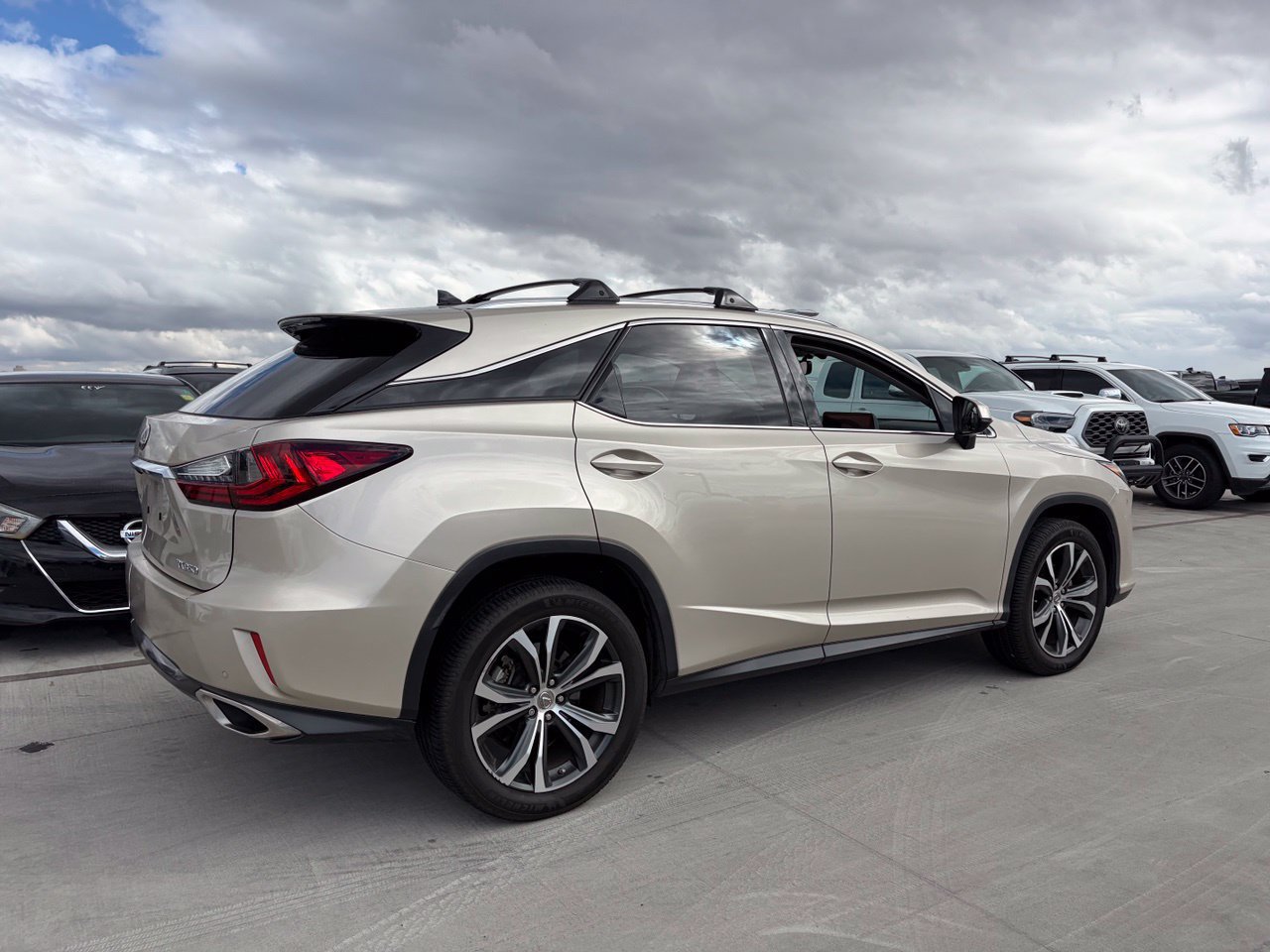 Used 2016 Lexus RX 350 FWD w/ Premium Package image 2