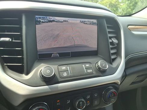 Used 2023 GMC Acadia SLE w/ Driver Convenience Package FWD image 20