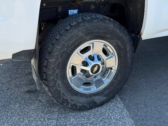 Used 2015 Chevrolet Silverado 2500 LT AWD/4WD image 34