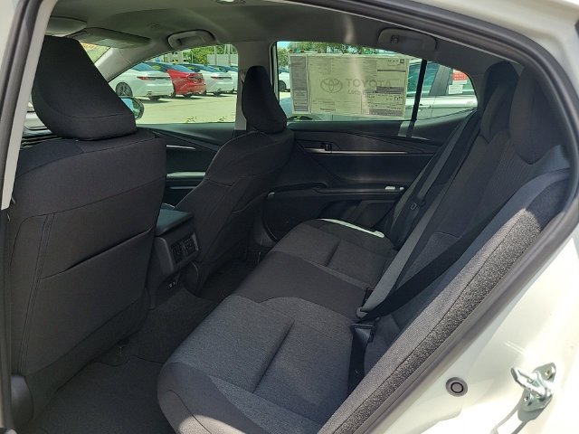 Used 2025 Toyota Camry LE w/ Convenience Package FWD image 7