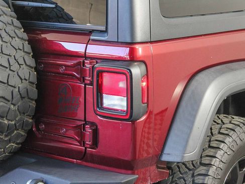 Used 2021 Jeep Wrangler Unlimited Sport image 9