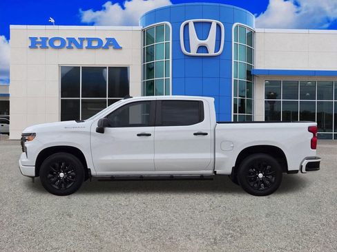 Used 2024 Chevrolet Silverado 1500 Custom image 6