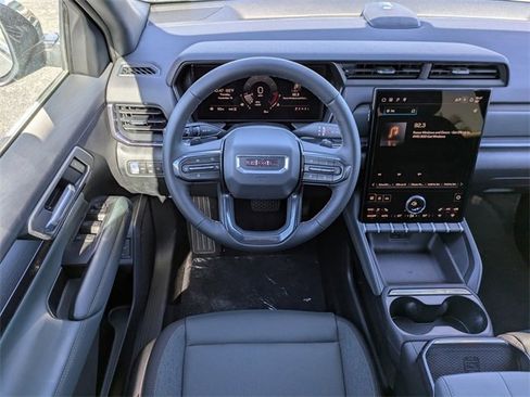 New 2026 GMC Terrain AT4 w/ LPO, Black Badging Package image 18