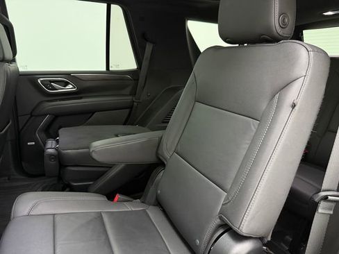 Used 2024 Chevrolet Tahoe LT w/ Luxury Package RWD image 34