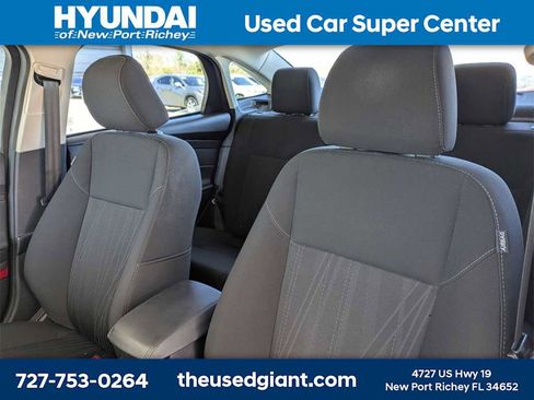 Used 2016 Ford Focus SE image 7