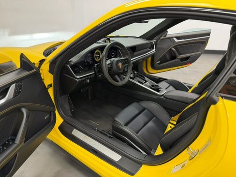 Used 2022 Porsche 911 Turbo S AWD/4WD image 43