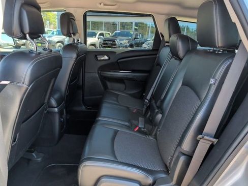 Used 2018 Dodge Journey Crossroad AWD/4WD image 32