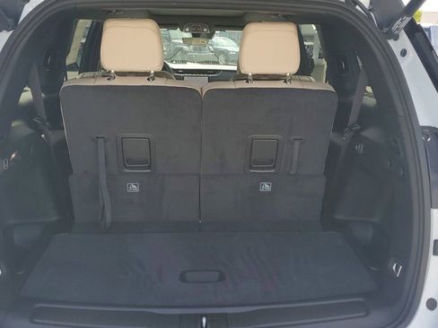 New 2025 Jeep Grand Cherokee L Limited w/ Black Appearance Package image 10