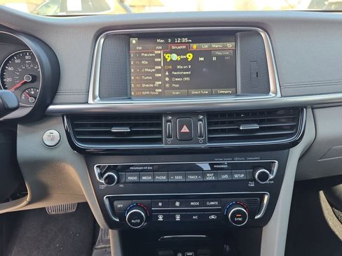 Used 2016 Kia Optima EX w/ Premium Package image 27