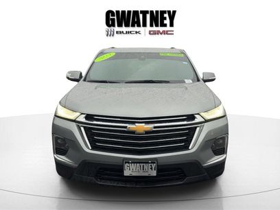 Used 2023 Chevrolet Traverse LT