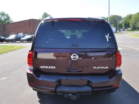 Used 2014 Nissan Armada Platinum image 11