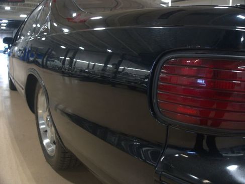 Used 1994 Chevrolet Impala SS image 20