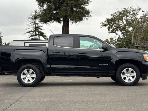 Used 2018 GMC Canyon SLE image 3