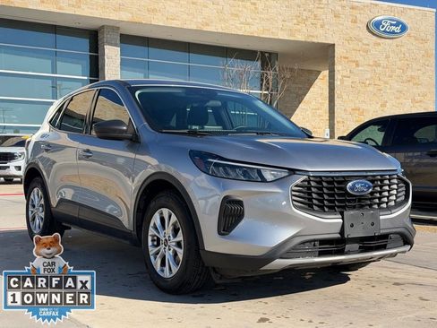 Used 2024 Ford Escape Active image 17