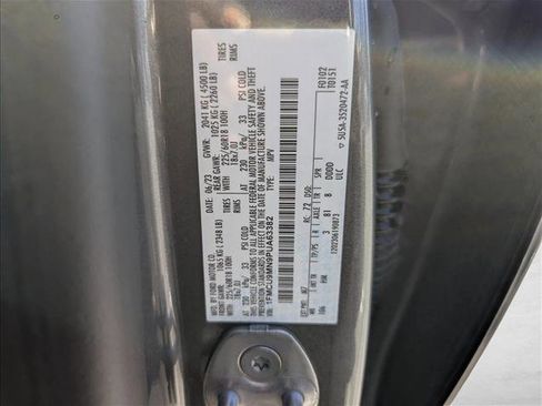 Used 2023 Ford Escape ST-Line image 30