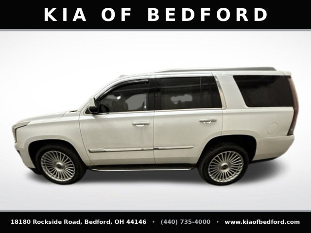 Used 2016 Cadillac Escalade Luxury AWD/4WD image 9