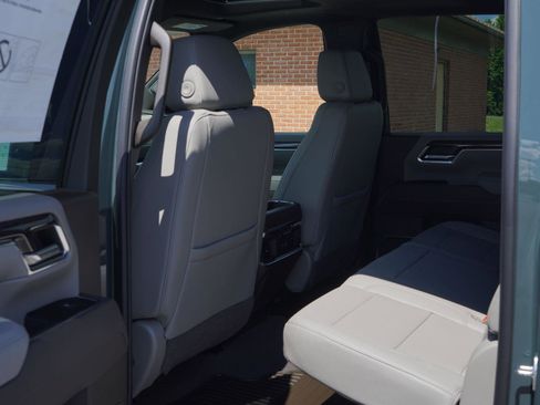 New 2025 Chevrolet Silverado 2500 LTZ w/ LTZ Premium Package image 27