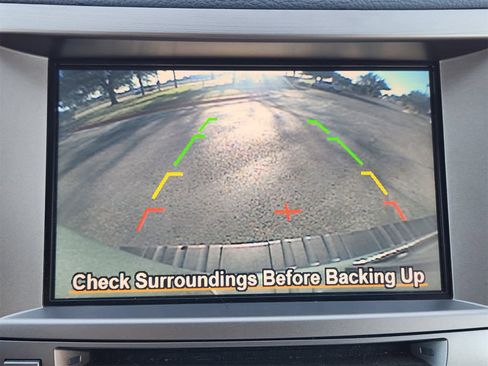 Used 2014 Subaru Outback 2.5i Limited image 18