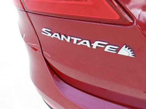 Used 2016 Hyundai Santa Fe Limited w/ Option Group 04 FWD image 7
