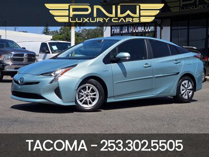 Used 2017 Toyota Prius Four w/ Premium Convenience Package