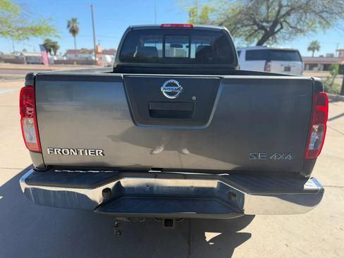 Used 2007 Nissan Frontier SE w/ Power Pkg AWD/4WD image 6